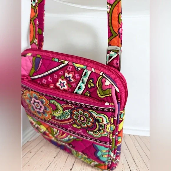 Vera Bradley Pink and Green Quilted Crossbody Bag - Picture 3 of 12